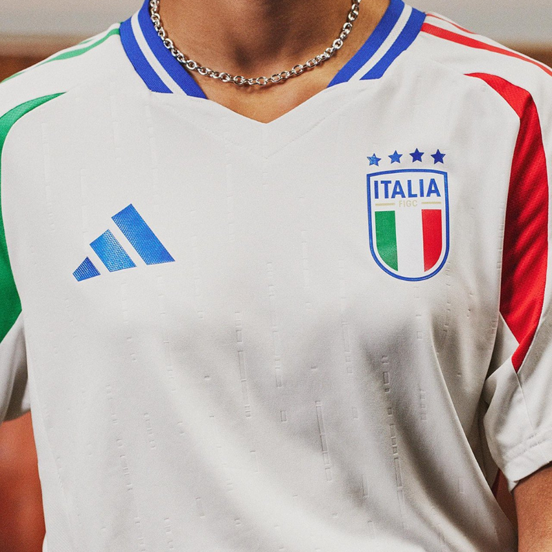 Camiseta Italia Reserva 24/25 - AD Fan Hombre