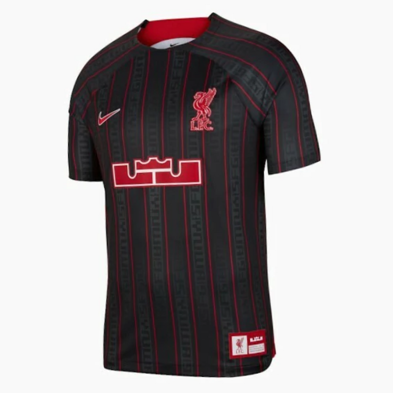 Camiseta Liverpool Colab Lebron James 23/24 - NK Torcedor Masculina